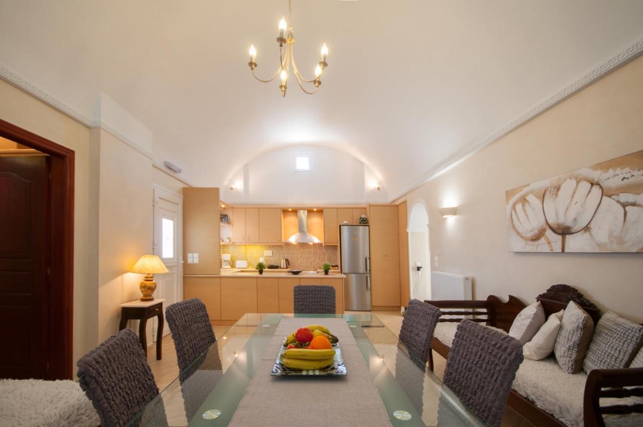 סנטוריני Veldi Art - Kamari Beach Apartment מראה חיצוני תמונה