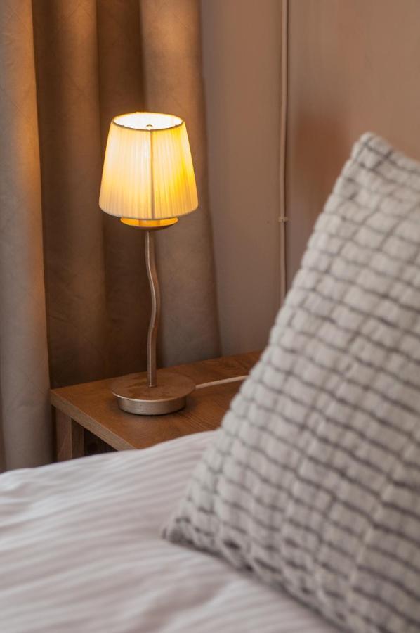 סנטוריני Veldi Art - Kamari Beach Apartment מראה חיצוני תמונה
